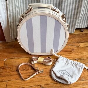 Steamline Luggage The Illustrator Stylish Cream and blue Striped hat box bag